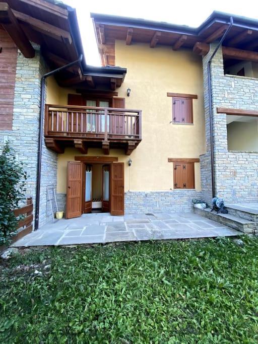 Incantevole Appartamento Con Giardino - Garage Privato E Free Wifi Oulx Exteriör bild